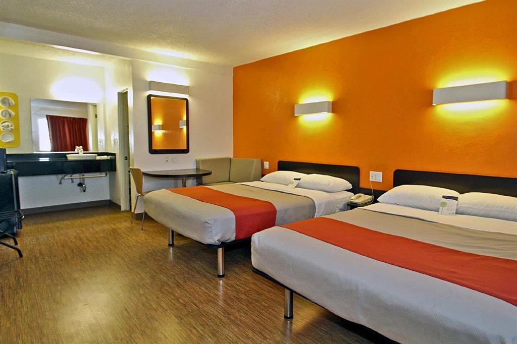 Motel 6-Long Beach, Ca - International City Rom bilde
